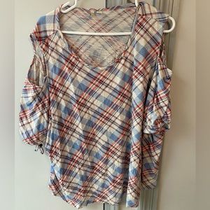 Cato cold shoulder blouse 26/28W